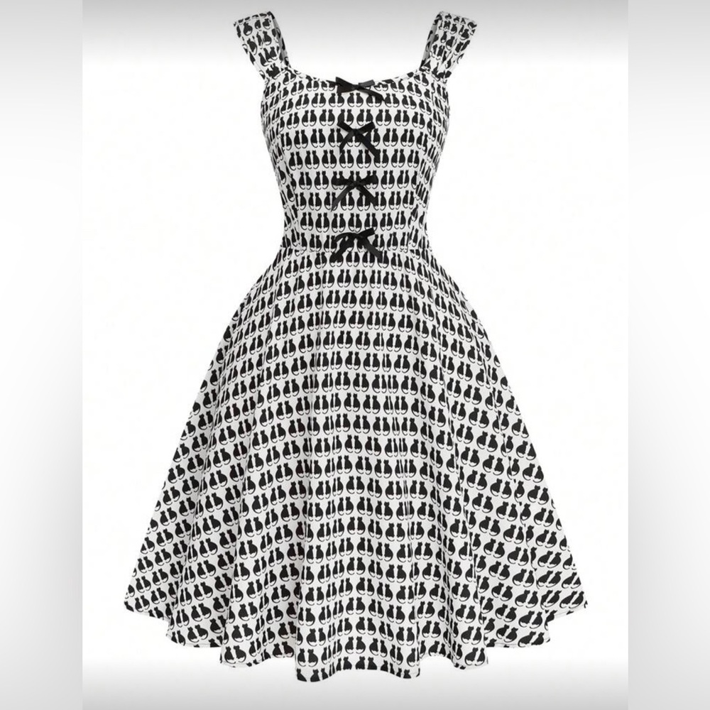 SOLD White Dress with Black Cats - Picture 1 of 4